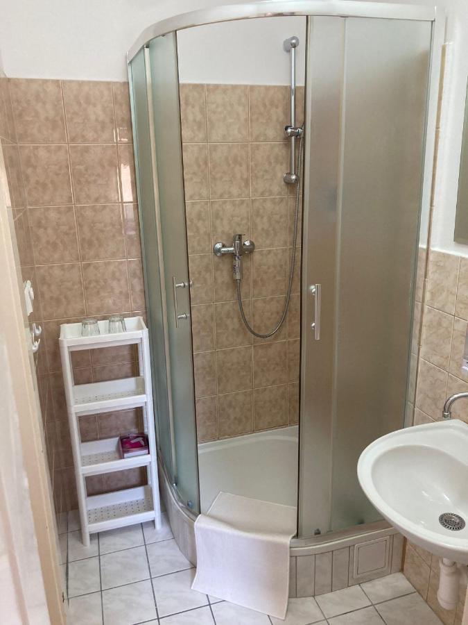 Apartmany U Kubiku Hradec Králové Dış mekan fotoğraf